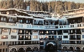 Grand Monastery Apart-Hotel